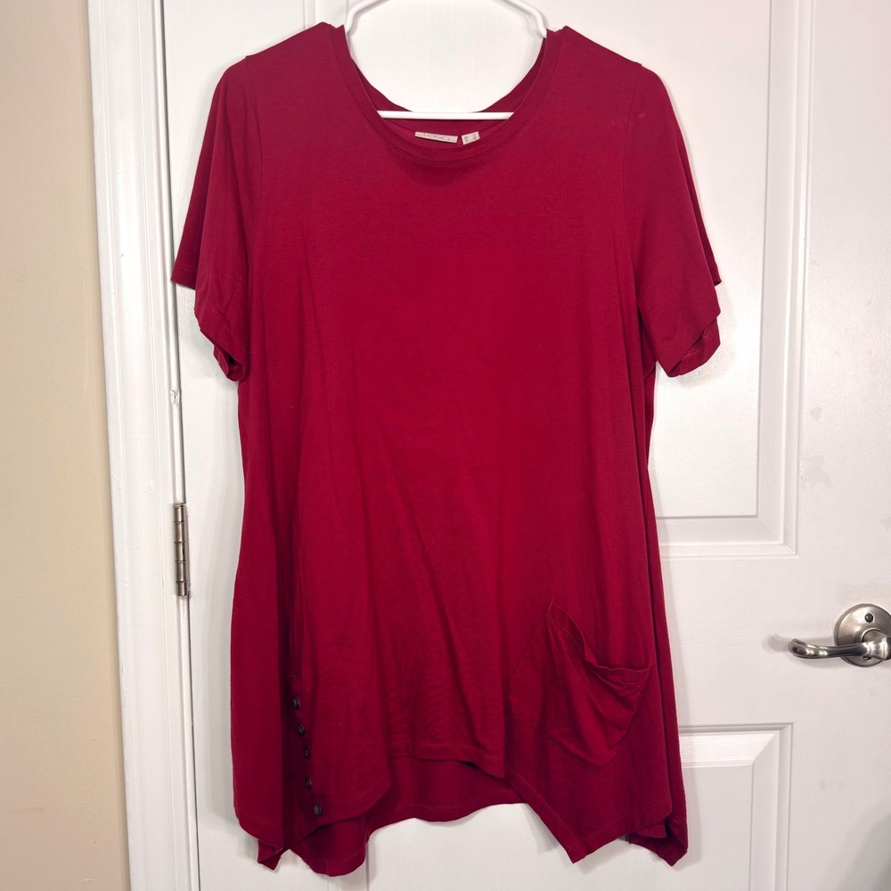 LOGO Lori Goldstein Sharkbite Tunic Top Berry Red Side Button Pocket Large